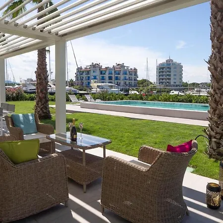 Portoverde 12, Emma * Misano Adriatico