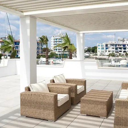 Willa Portoverde 12, Emma