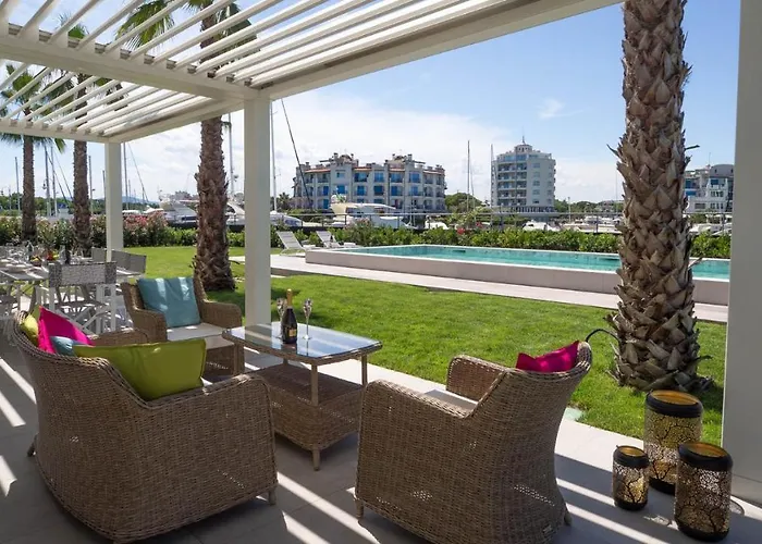 Portoverde 12, Emma * Misano Adriatico